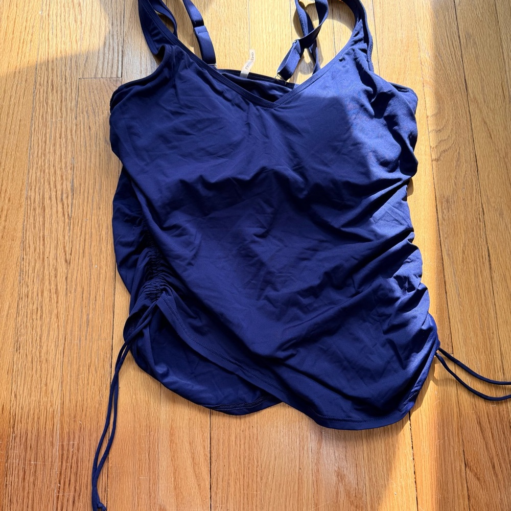 Lands’ End Ruched Tankini Top Navy Adjustable Straps Size 12DD Slimming Swim